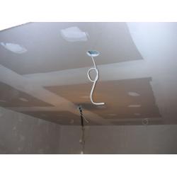 APERTURA DE HUECO EN FALSO TECHO Y SU POSTERIOR SELLADO